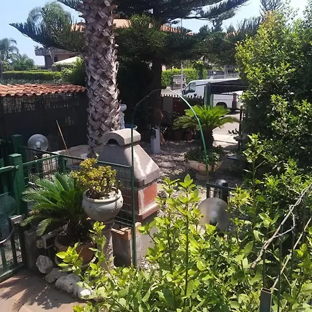 公寓 La Mansarda E Il Giardino 马斯卡利
